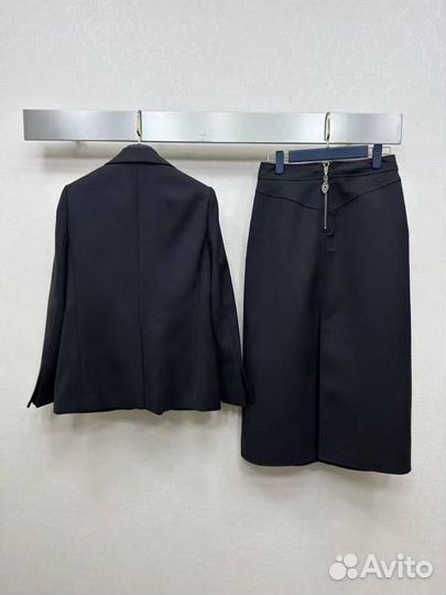 Костюм Louis Vuitton