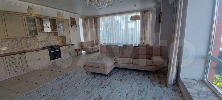 4-к. квартира, 114 м², 3/4 эт.
