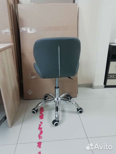 Стул мастера новый в наличии