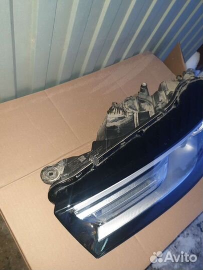 Audi q5 с17г. фара левая