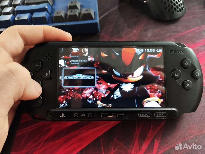 Sony PSP e1008 8gb прошитая