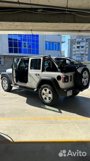 Аренда кабриолета Jeep Wrangler Сочи Сириус