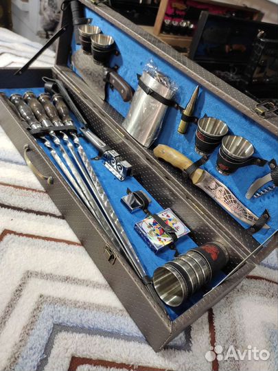 Подарочный набор в чемодане