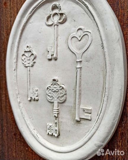 Настенное панно из гипса