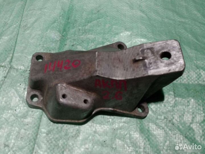 Опора АКПП Audi А6 С4