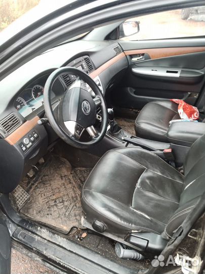 В разборе Lifan Solano 620