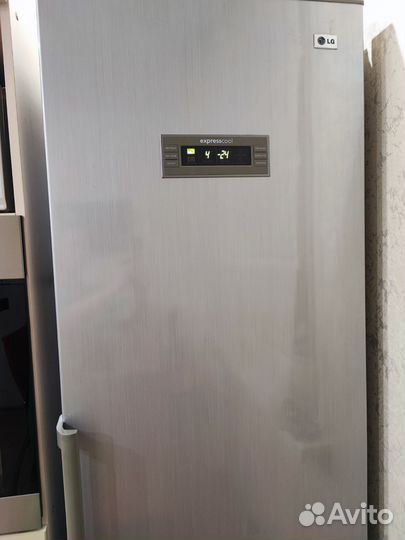 Холодильник б/у