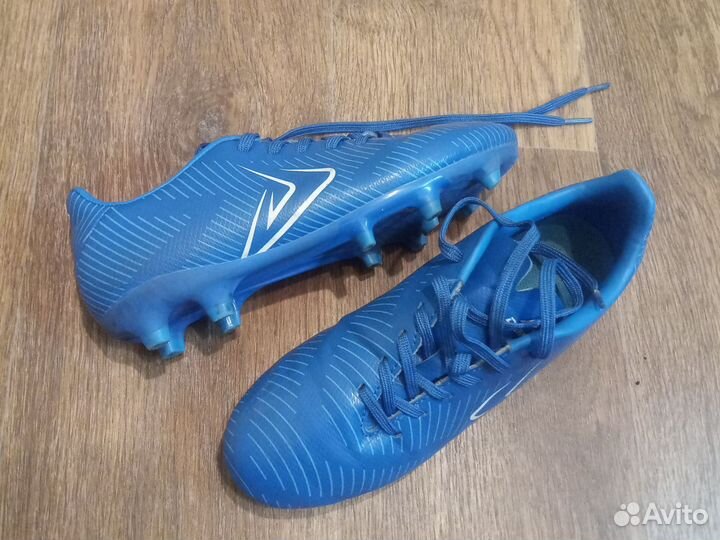 Детские футбольные бутсы 35 размер