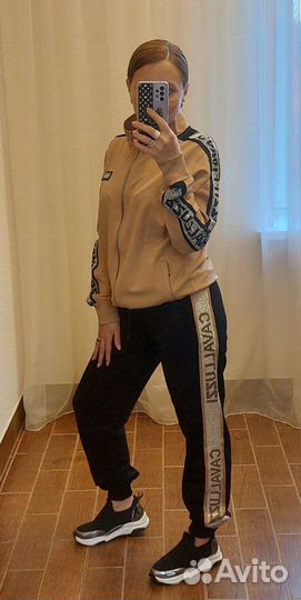 Спортивный костюм со стразами, большие размеры