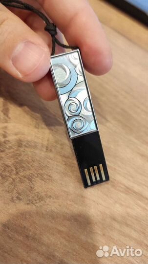 Флешка-подвеска Transcend JetFlash V90C 4 гб