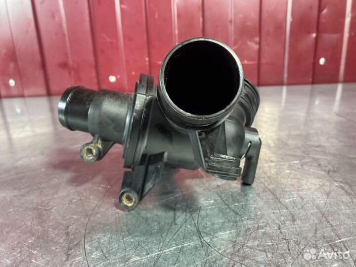 Термостат Mercedes C-Class W204 OM651 2.2 CDI 2013