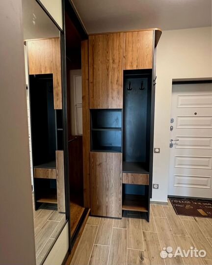 Современный шкаф купе