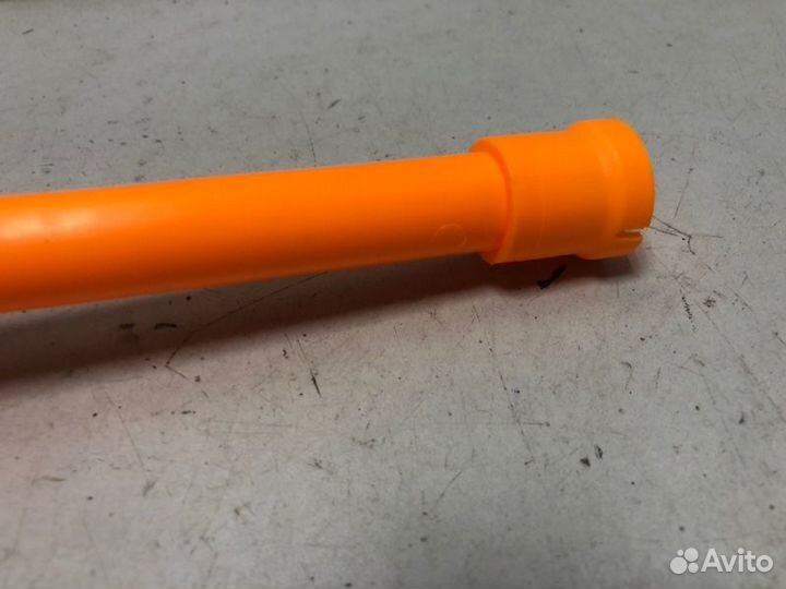 Направляющая щупа уровня масла Volkswagen Passat