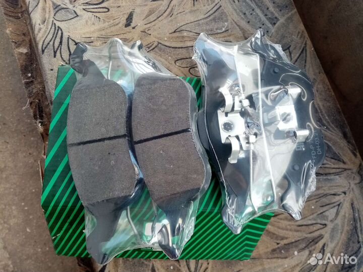 Тормозные колодки передние Форд Фокус-1