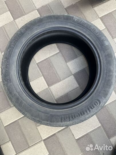 Continental ContiPremiumContact 5 215/55 R17 94V