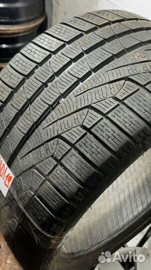 Pirelli Winter Sottozero 240 Serie II 295/30 R19