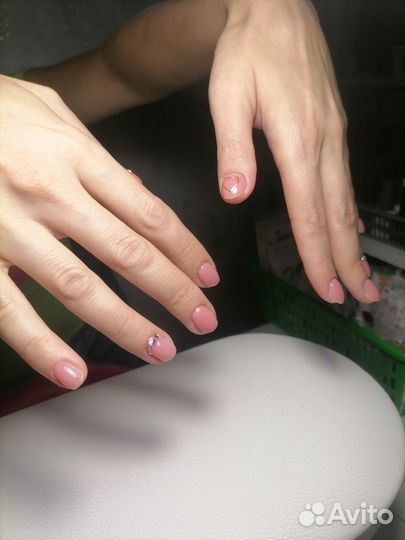 Маникюр на дому