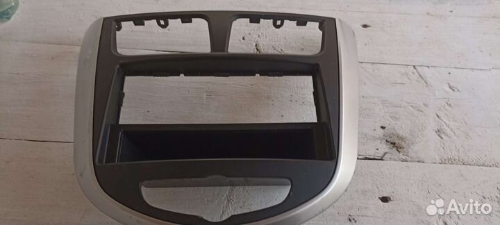 Запчасти / Рамка от магнитолы HyundaiSolaris