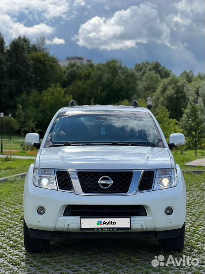 Nissan Pathfinder 2.5 AT, 2010, 190 223 км