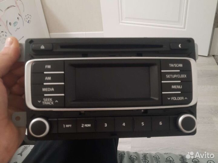 Магнитола,Стояла в Киа Рио 3.Полностью исправда