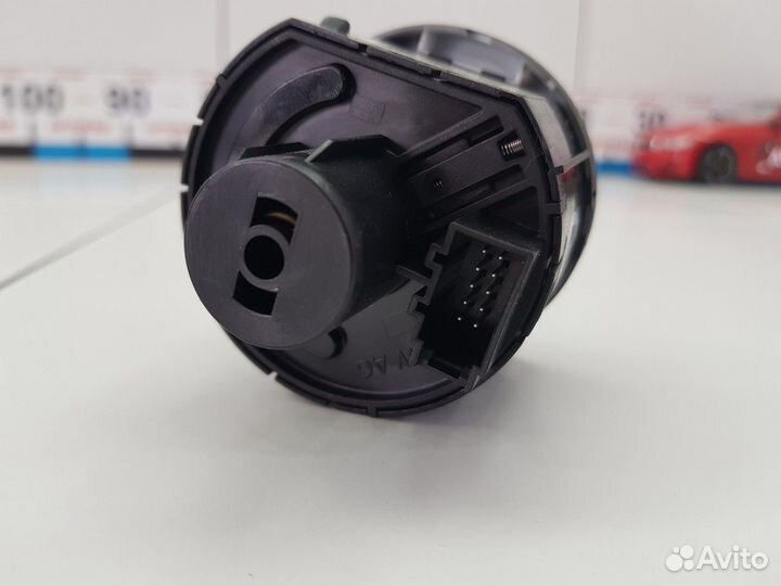 Переключатель света фар (Skoda Octavia)