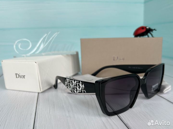 Женские солнцезащитные очки Dior брендовые