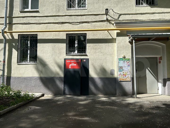 Склад, 597 м²