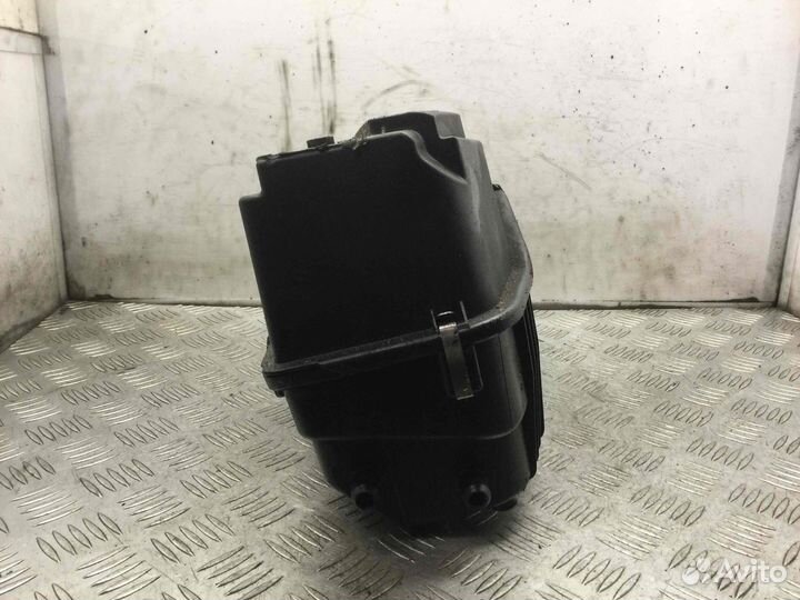 Корпус воздушного фильтра Mercedes C-klasse A64609