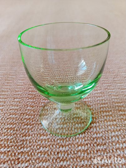 Рюмки СССР из зелёного стекла