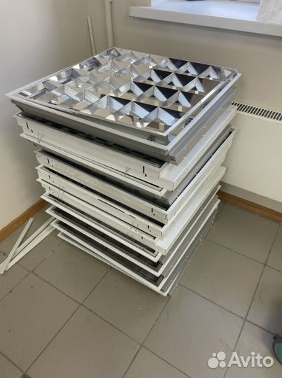 Светильник потолочный