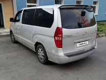 Hyundai Grand Starex 2.5 AT, 2008, 274 000 км, с пробегом, цена 880 000 руб.