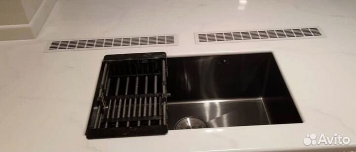 Кухонная столешница из искусственного камня