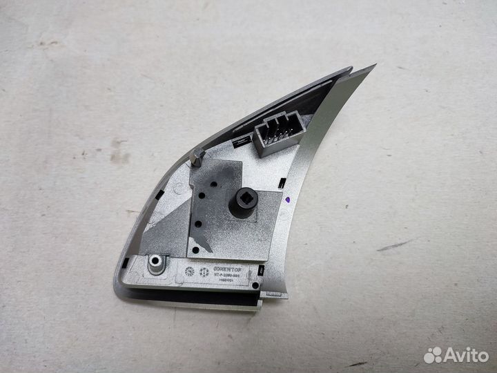 Кнопки круиз контроля Mitsubishi Outlander L200