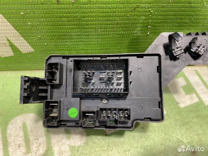 Блок предохранителей Geely Emgrand Ec7