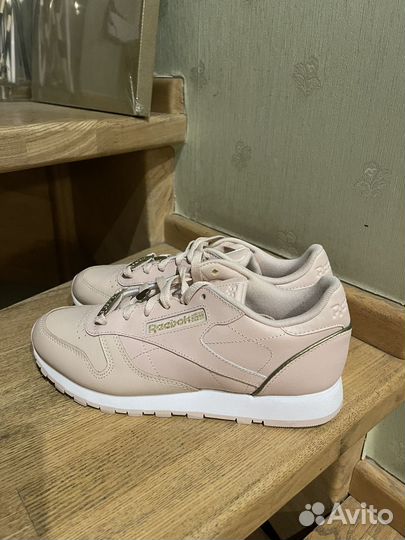 Кроссовки reebok женские