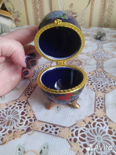 Шкатулка яйцо