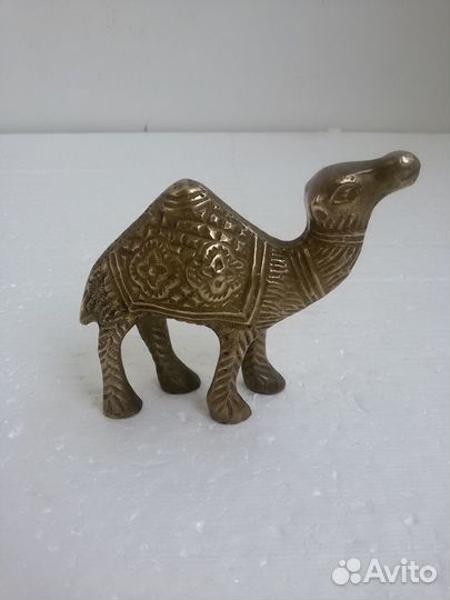 Статуэтка латунная 