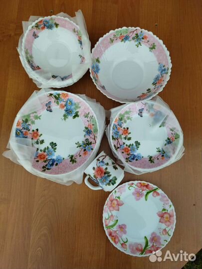 Набор посуды-стеклокерамика