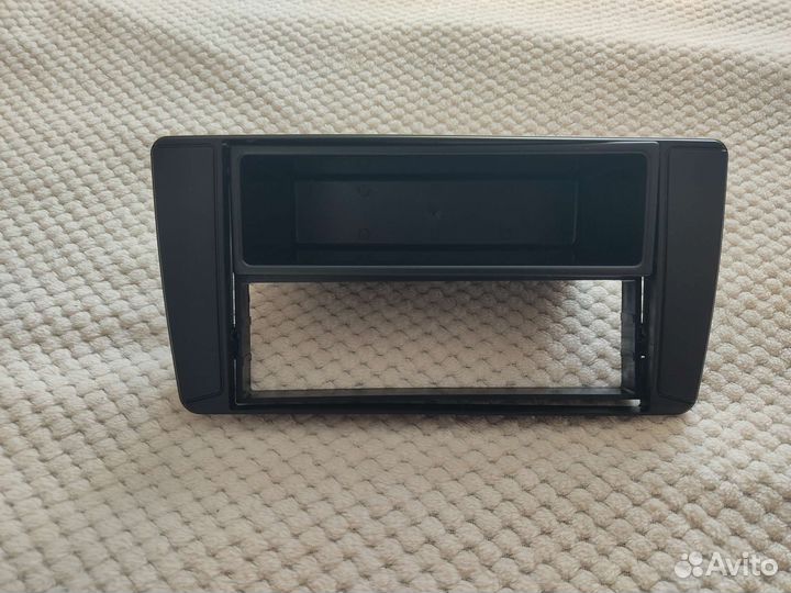 Переходная рамка Skoda Octavia A5