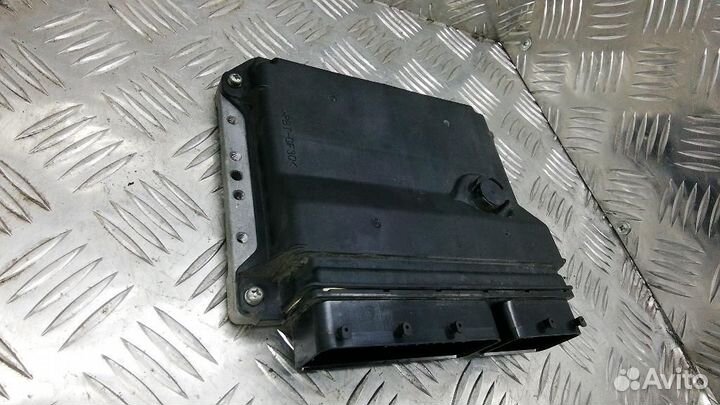 Блок управления двигателем Toyota Verso