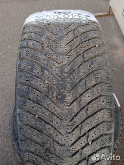 Nokian Tyres Hakkapeliitta 8 215/55 R17