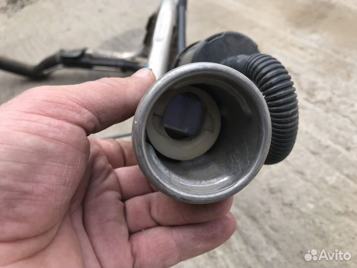 Mazda 3 BK 2 литра Заливная горловина бака б/у