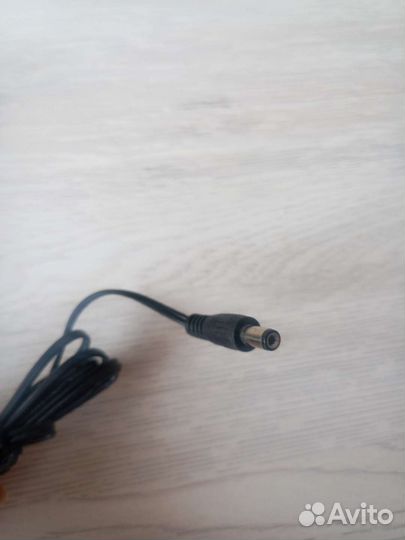 Зарядное устройство для камер 9V