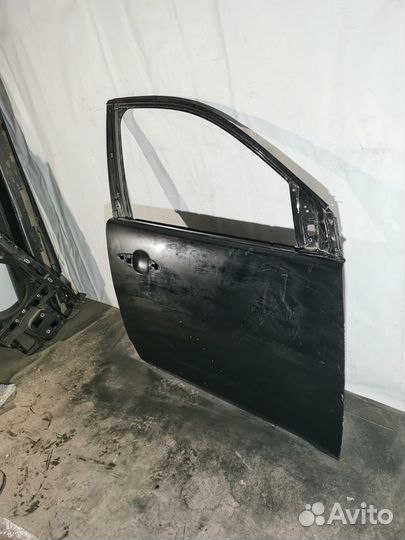 Acura MDX 2 2006-2013 дверь передняя правая