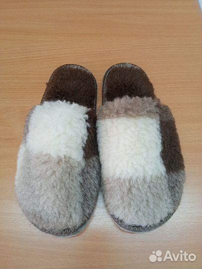 Женские домашние тапочки