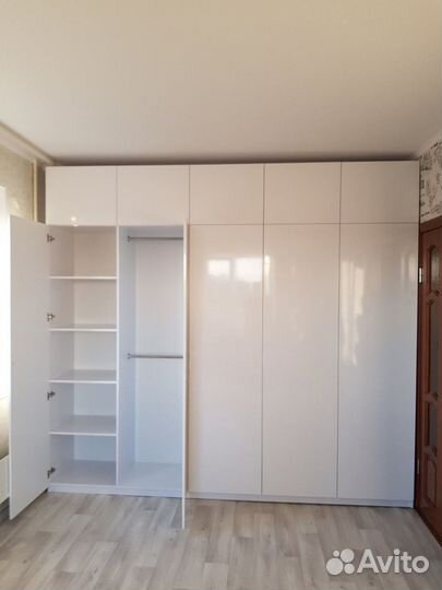 Встроенный шкаф