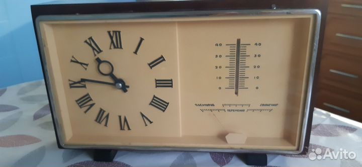 Часы настольные