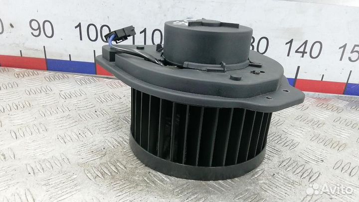 Моторчик печки Volvo V70