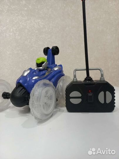 Машинка на радиоуправлении