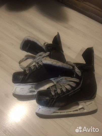 Коньки bauer supreme pro 3R стелька 22,5 см